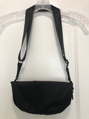 Lole Crossbody Bag